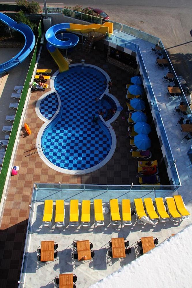 Merlin Beach Park Hotel Tosmur Экстерьер фото