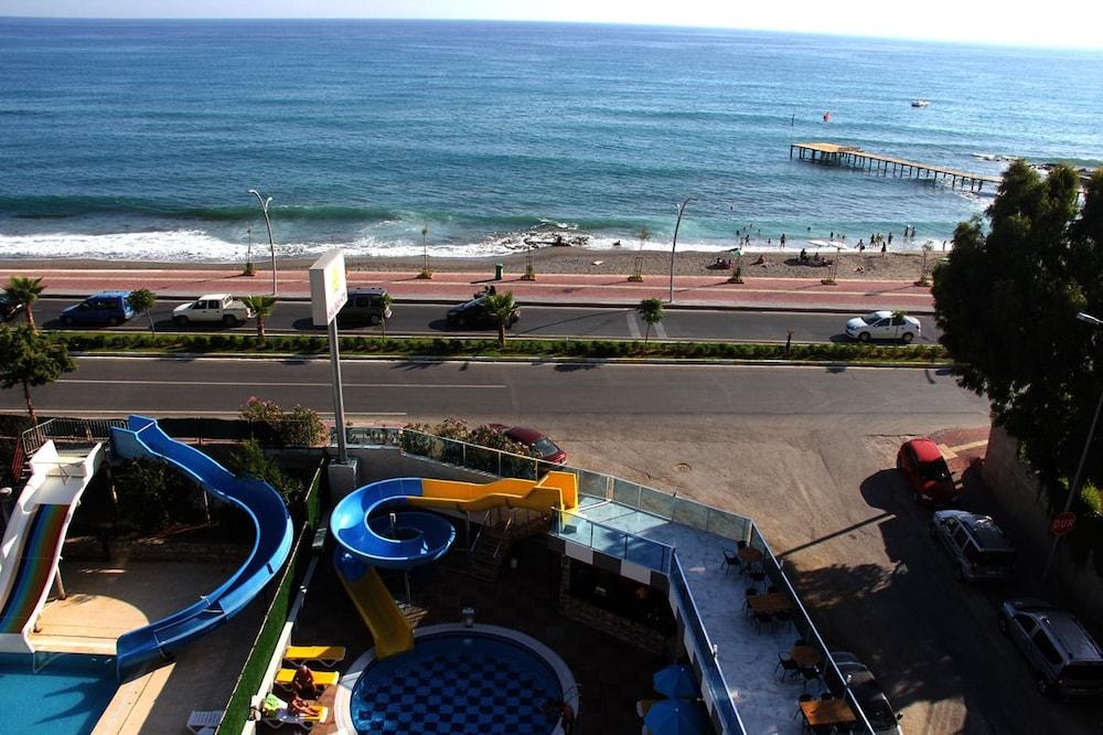 Merlin Beach Park Hotel Tosmur Экстерьер фото
